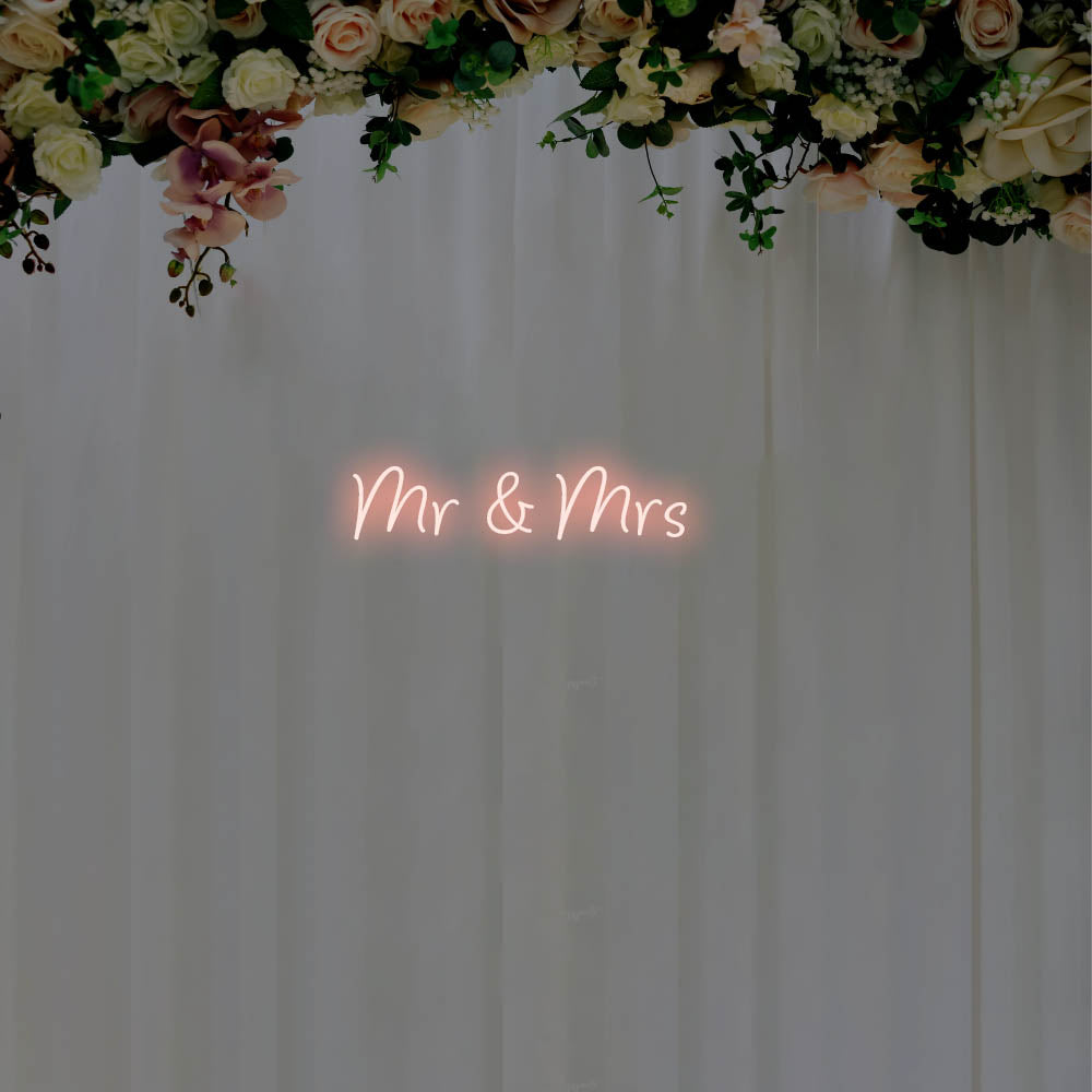 Mr & Mrs LED Neon Sign – Perfect Wedding Decor