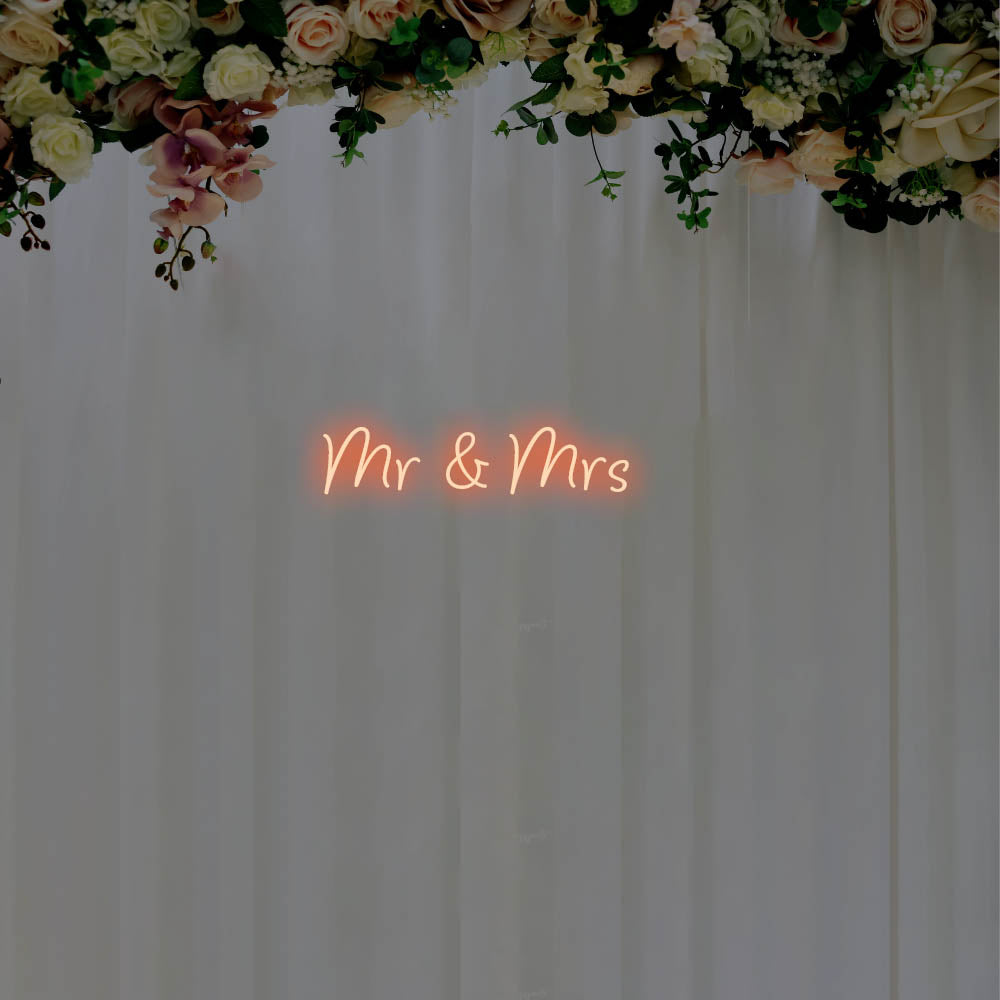 Mr & Mrs LED Neon Sign – Perfect Wedding Decor