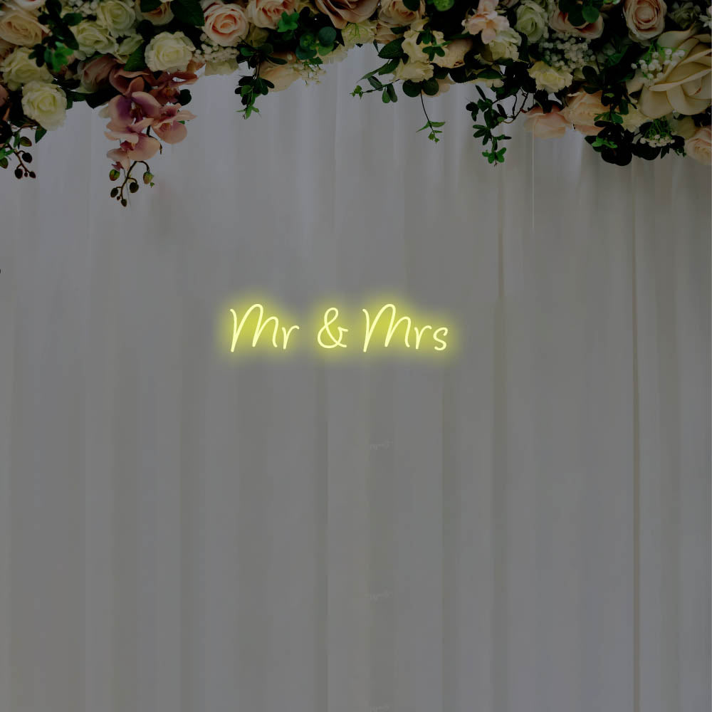 Mr & Mrs LED Neon Sign – Perfect Wedding Decor