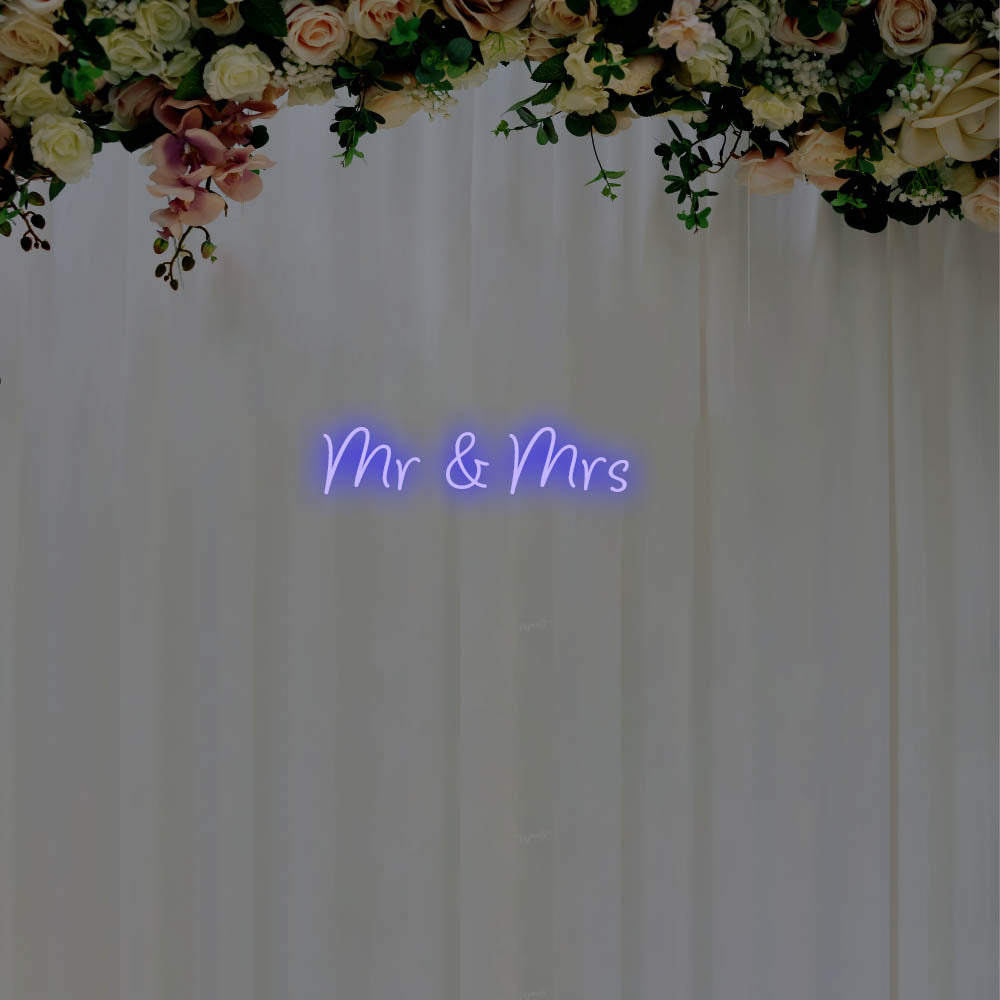 Mr & Mrs LED Neon Sign – Perfect Wedding Decor