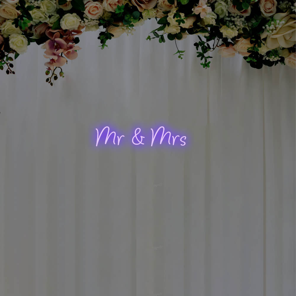 Mr & Mrs LED Neon Sign – Perfect Wedding Decor